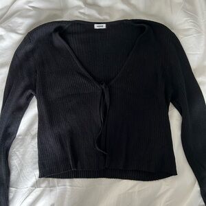 Garage long sleeve ribbed sweater with tie in the middle size small